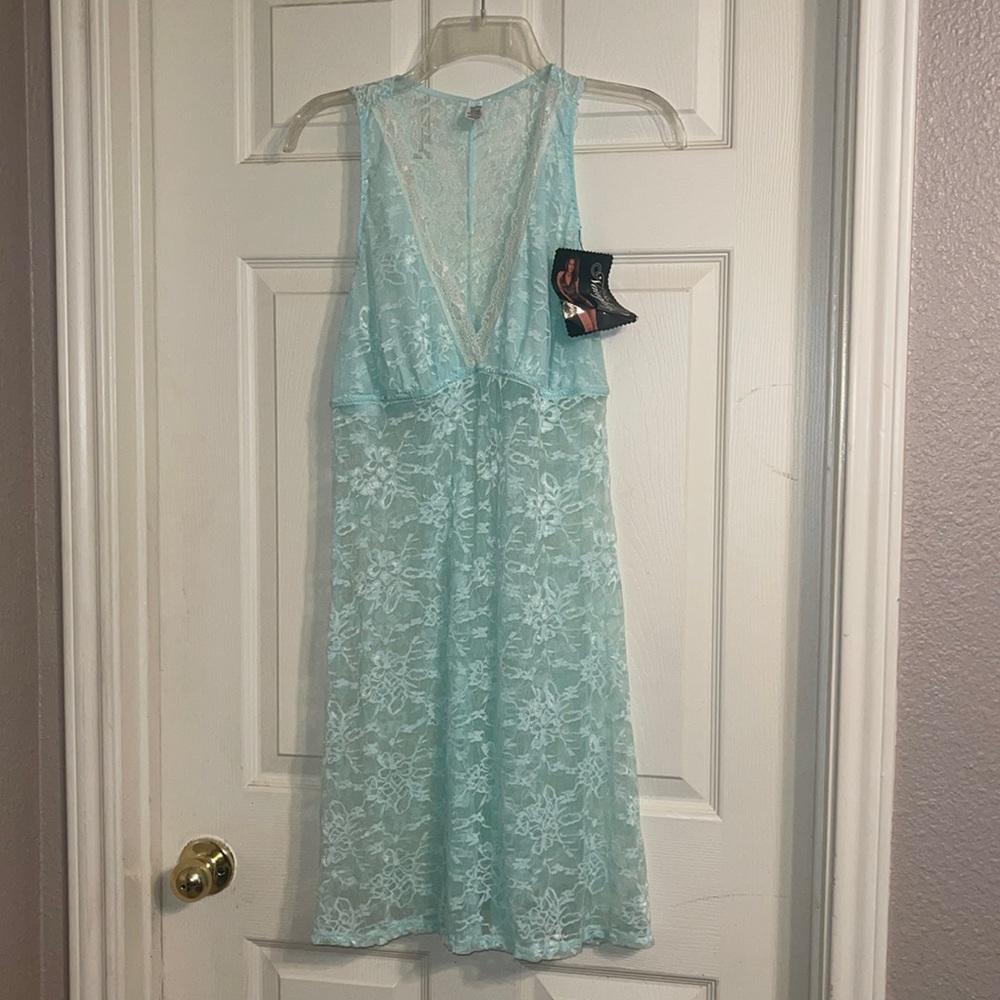 *NWT* Lace Nighty